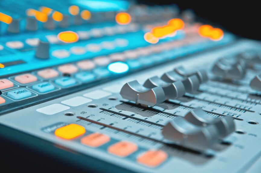 mixer e programmi di audio editing